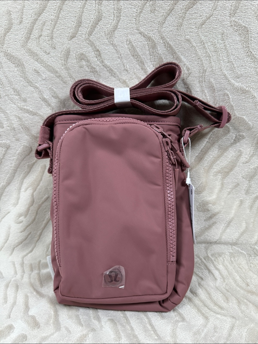NWT! Lululemon Crossbody 2L Water Bottle Bag in Spiced Chai